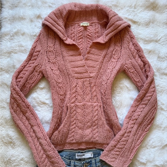 Vintage American Eagle Pink Comfy Cable-Knit VNeck Sweater with Fold-Over Collar - Picture 2 of 5